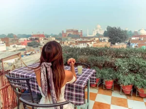 Hotel Saniya Taj Mahal restaurant rooftop view